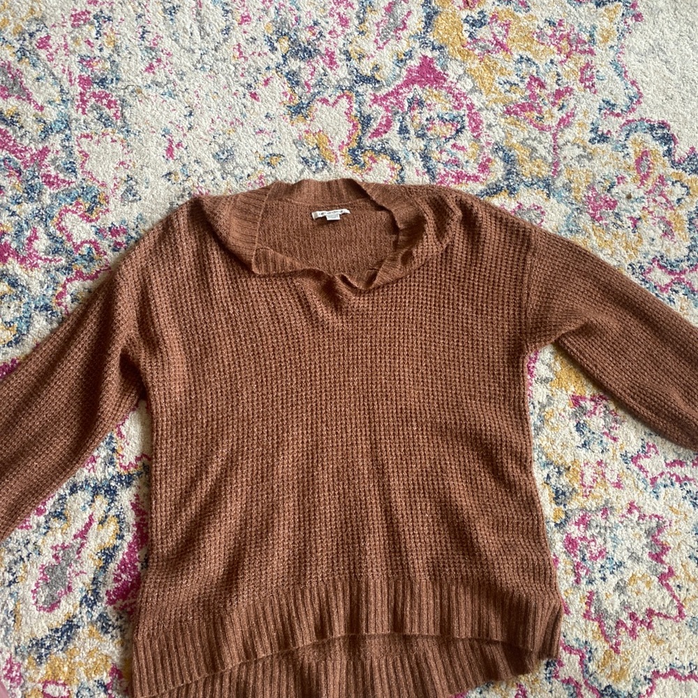 American eagle sweater